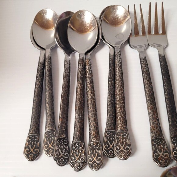 Flatware Gourmet Settings 27 Pc Avalon Barcelona 18/10 Stainless Black Hammered - Picture 3 of 9